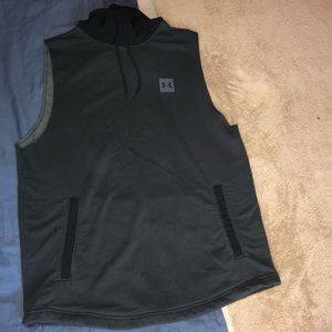 Under armour sleeveless hoodie